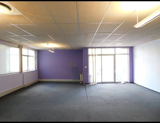 179M² OFFICE TO LET IN RANDBURG CENTRAL